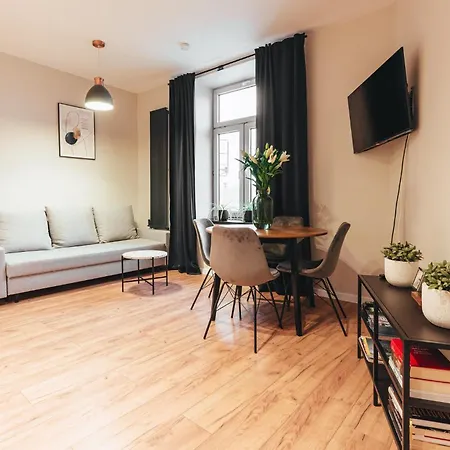 Stylowy Loft W Kamienicy Przy Dworcu Pkp * Радом